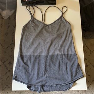 Lululemon top